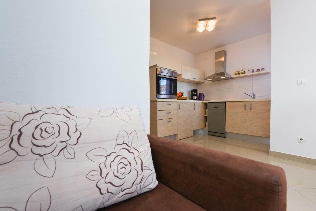 ויר Apartments L&M מראה חיצוני תמונה