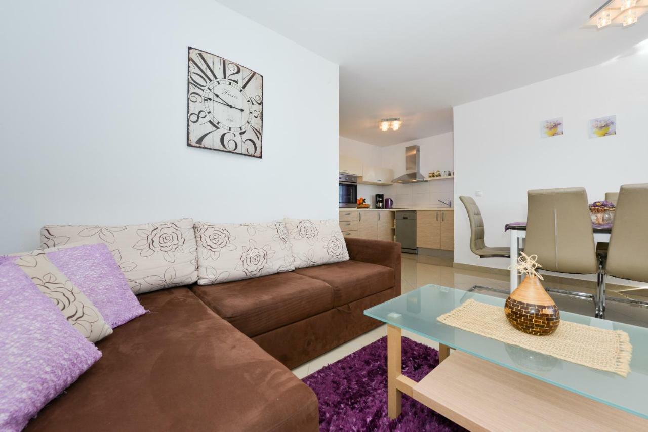 ויר Apartments L&M מראה חיצוני תמונה