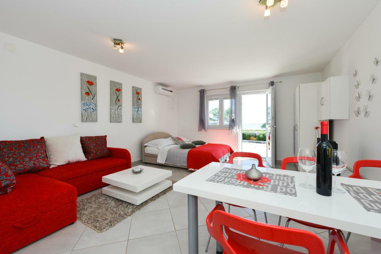 ויר Apartments L&M מראה חיצוני תמונה